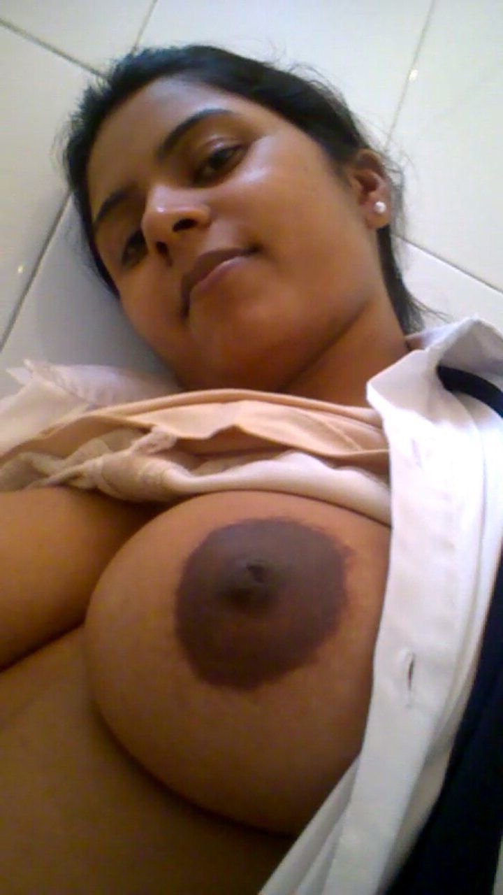 Indian nude selfie.