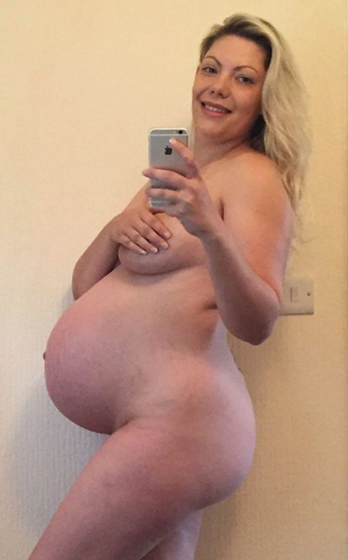 https://erotic-art.net/wp-content/uploads/2024/04/Mature-pregnant-wifes-naked-02-700x1124.jpg